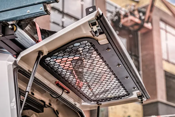 Open SmartCap side door with the optional security screen